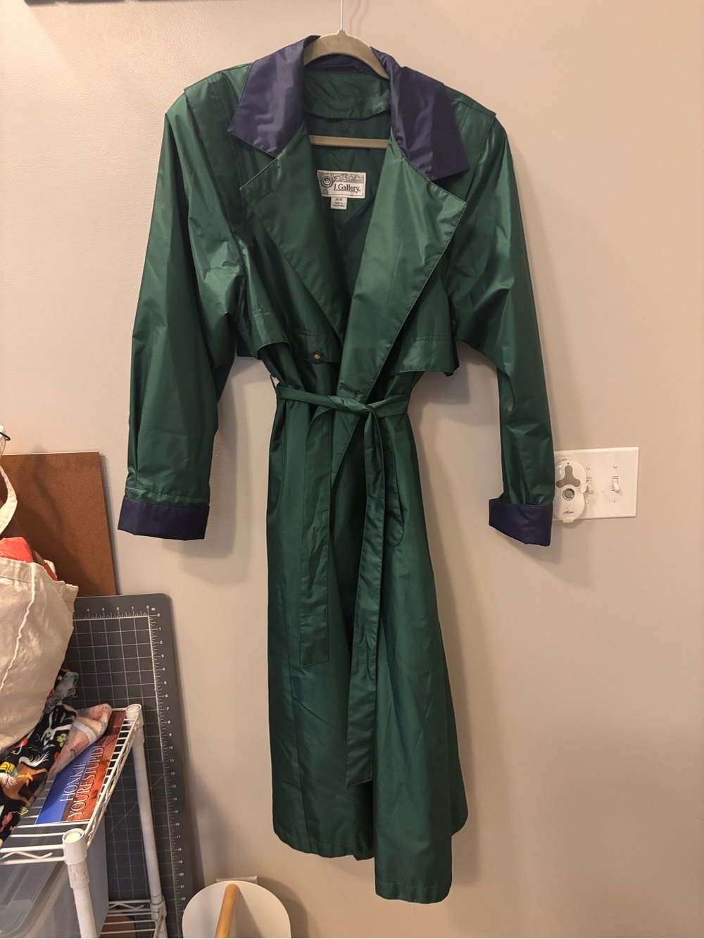VTG Emerald Green Trench Coat Rain Jacket